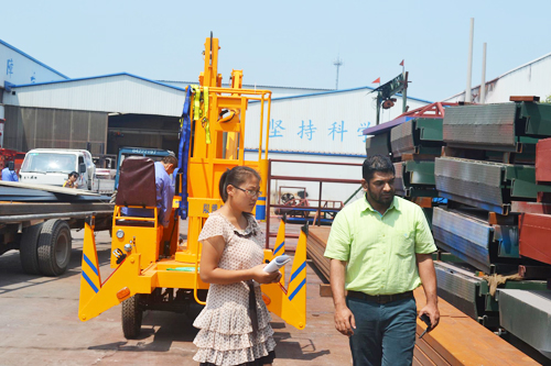 曲臂式液壓升降機 曲臂式液壓升降機