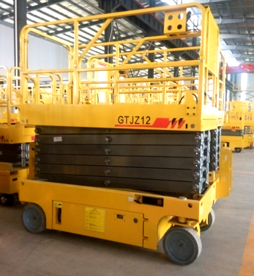 自行走液壓升降平臺 自行走液壓升降平臺